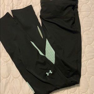 Women’s Under Armour Heat Gear Leggings (Med)